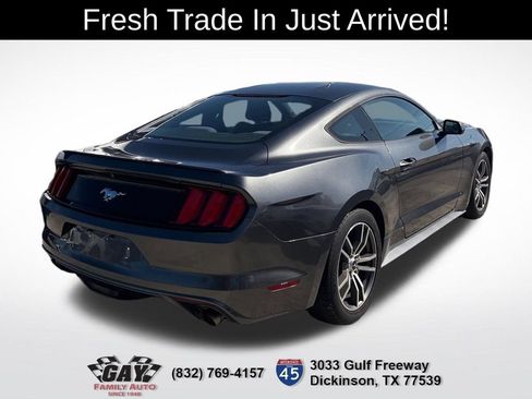 Used 2017 Ford Mustang Coupe RWD image 9