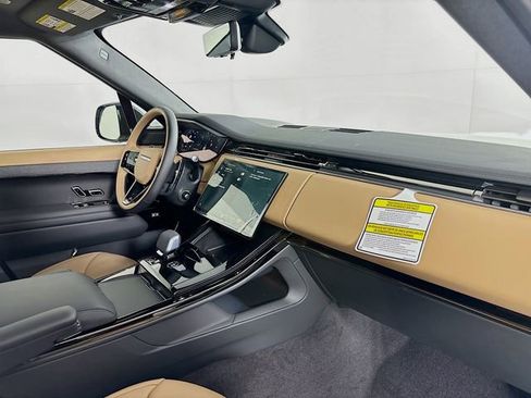 New 2026 Land Rover Range Rover Sport Dynamic SE AWD/4WD image 27