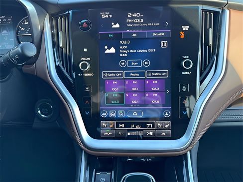 Used 2022 Subaru Outback Touring image 11