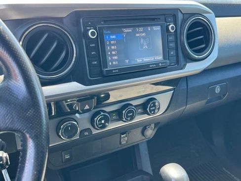 Used 2017 Toyota Tacoma SR5 w/ Tow Package AWD/4WD image 14