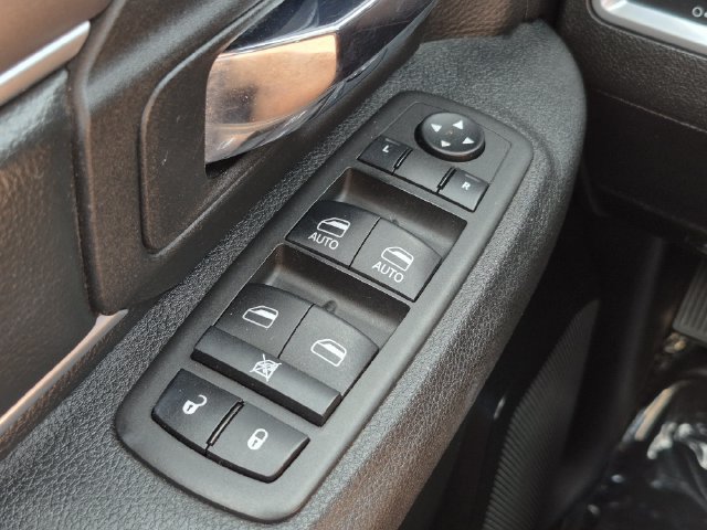 Used 2024 RAM 1500 Warlock AWD/4WD image 16