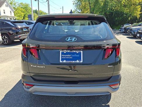 Certified 2025 Hyundai Tucson SE AWD/4WD image 22