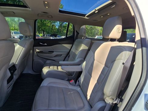 Used 2019 GMC Acadia Denali AWD/4WD image 16