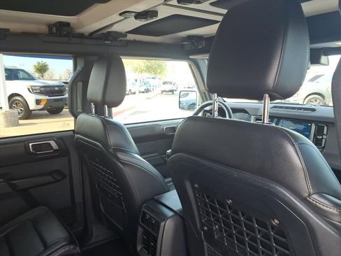 Certified 2025 Ford Bronco Badlands image 13