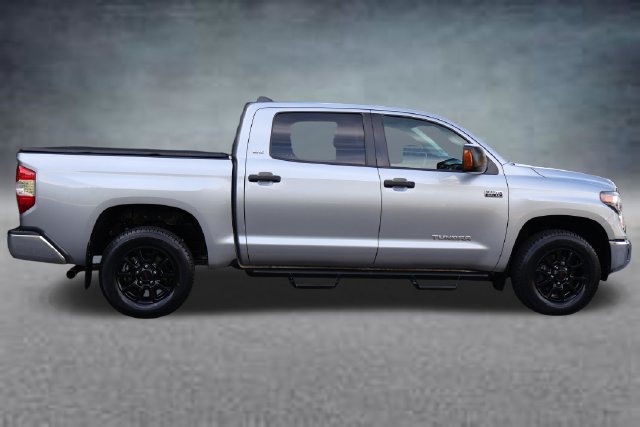 Used 2020 Toyota Tundra SR5 w/ SR5 Upgrade Package AWD/4WD image 2