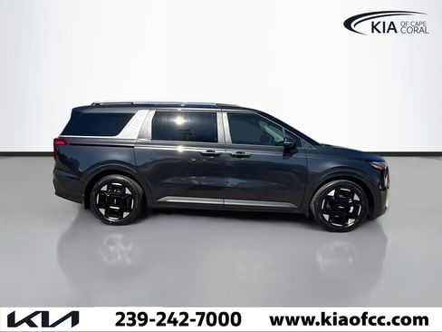 New 2026 Kia Carnival EX image 6