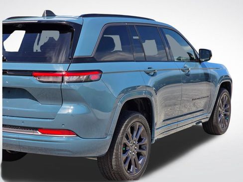 New 2026 Jeep Grand Cherokee Limited AWD/4WD image 40