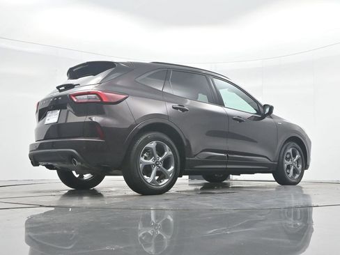 Used 2023 Ford Escape ST-Line w/ Tech Pack #1 FWD image 35