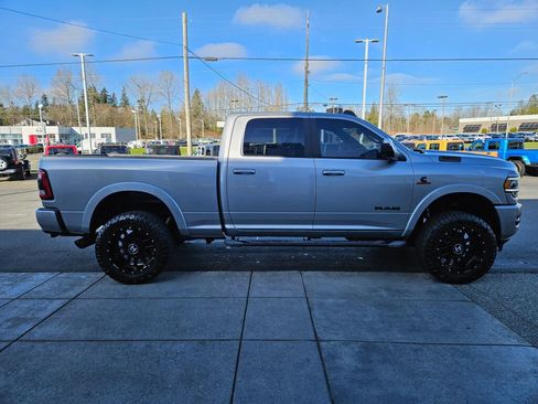 Used 2021 RAM 3500 Laramie w/ Night Edition image 6