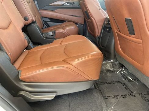 Used 2015 Cadillac Escalade Premium RWD image 28