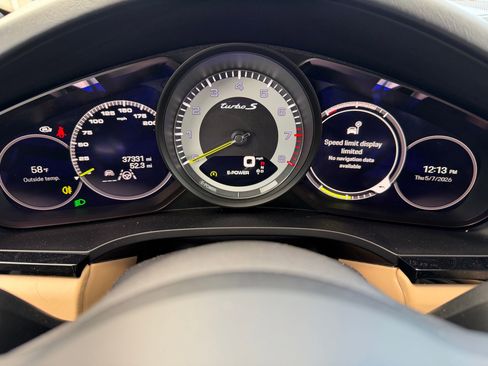 Certified 2023 Porsche Cayenne Turbo S AWD/4WD image 33