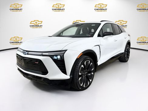 Used 2024 Chevrolet Blazer EV RS AWD/4WD image 3