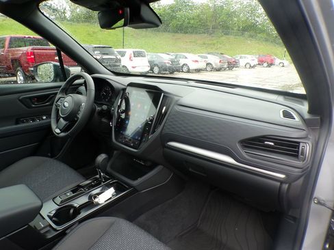 Used 2026 Subaru Forester Premium AWD/4WD image 14