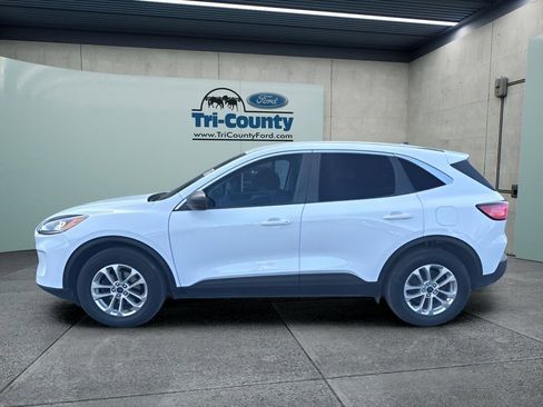 Used 2022 Ford Escape SE w/ Convenience Package AWD/4WD image 4