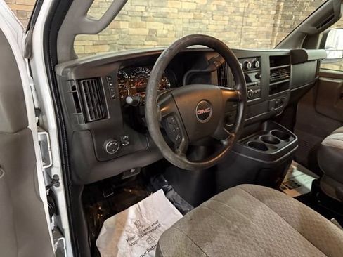Used 2016 GMC Savana 2500 RWD image 23
