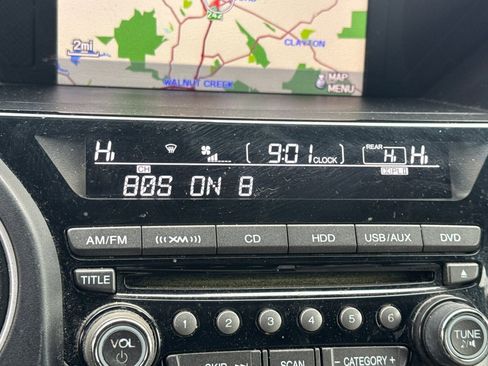 Used 2015 Honda Pilot Touring image 18