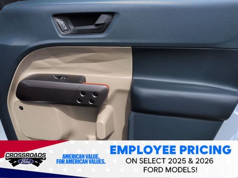 New 2026 Ford Maverick Lariat w/ 4K Tow Package AWD/4WD image 33