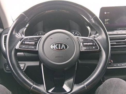 Used 2021 Kia Seltos SX image 18