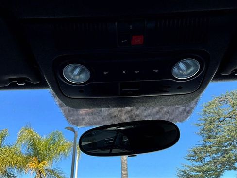 Used 2014 Volkswagen Beetle R-Line image 15