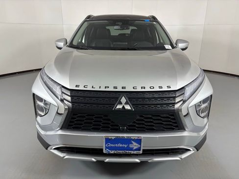 Used 2023 Mitsubishi Eclipse Cross SE image 4