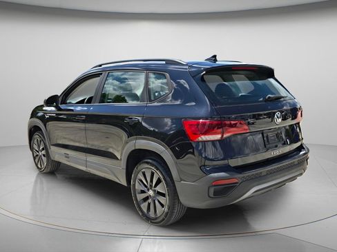 Certified 2023 Volkswagen Taos S FWD image 8