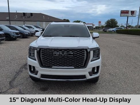 Used 2024 GMC Yukon Denali Ultimate AWD/4WD image 17