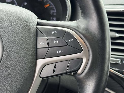 Used 2022 Jeep Grand Cherokee Limited AWD/4WD image 22