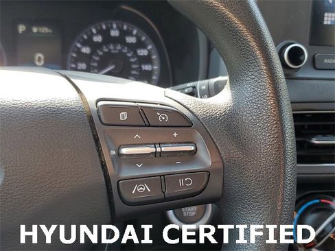 Certified 2022 Hyundai Kona SEL image 23