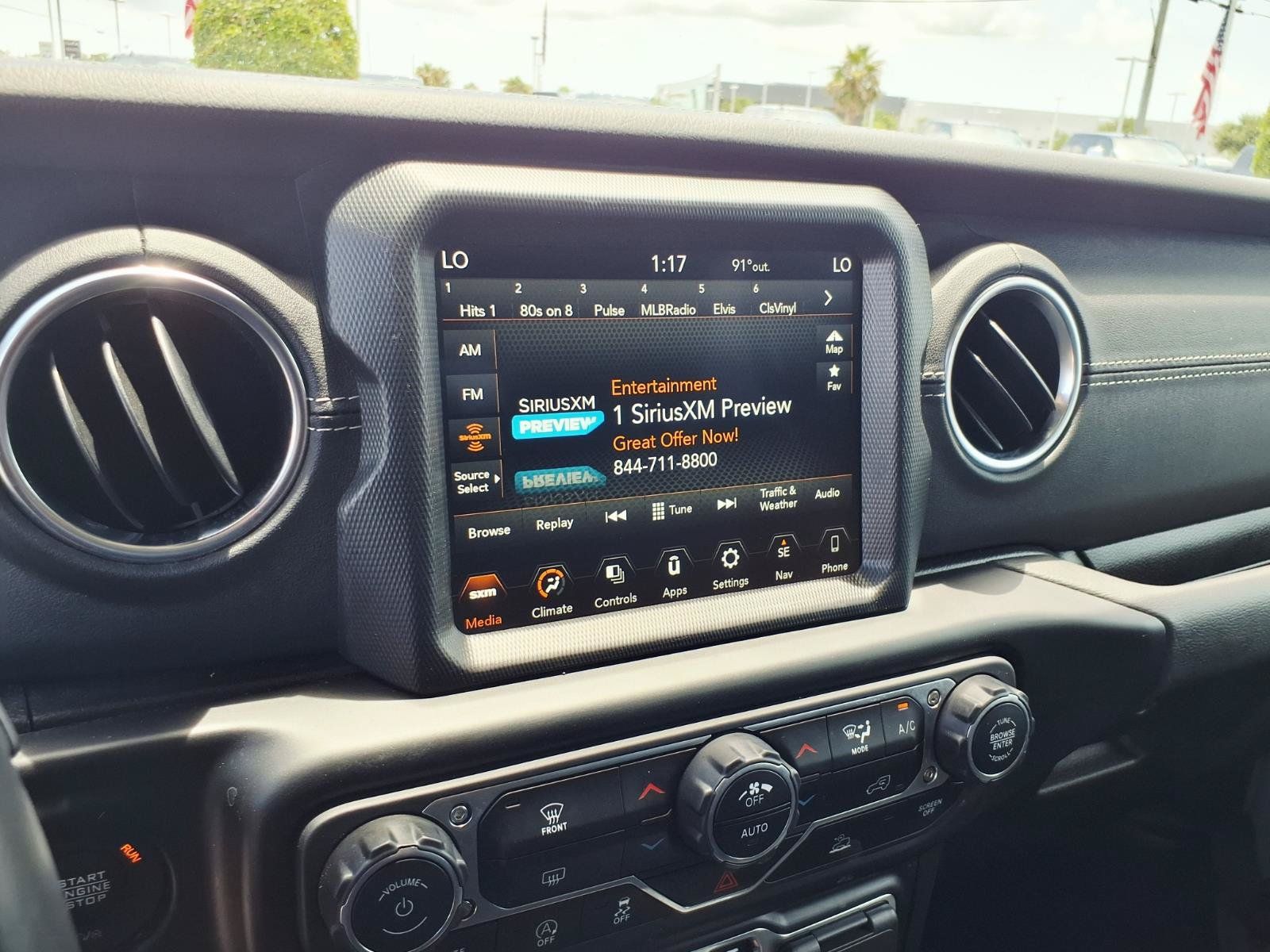 Used 2022 Jeep Gladiator Overland w/ Popular Equipment Package AWD/4WD image 18