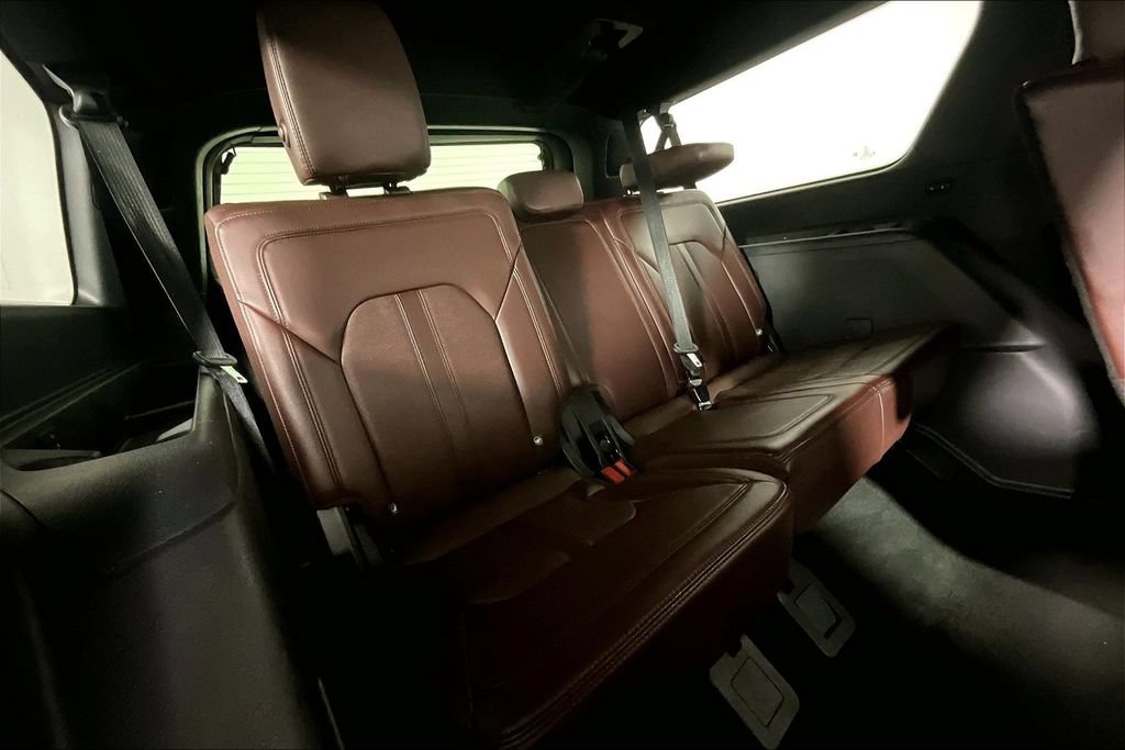 Used 2024 Ford Expedition Max Limited AWD/4WD image 28