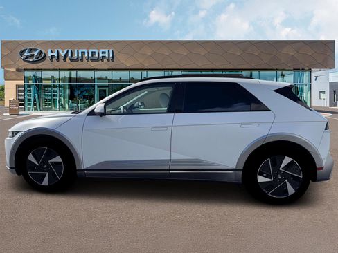 New 2026 Hyundai Ioniq 5 Limited image 3