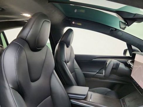 Used 2022 Tesla Model X Base image 20