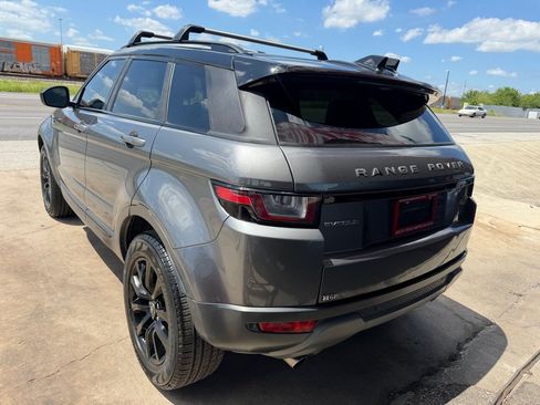 Used 2019 Land Rover Range Rover Evoque SE Premium AWD/4WD image 34