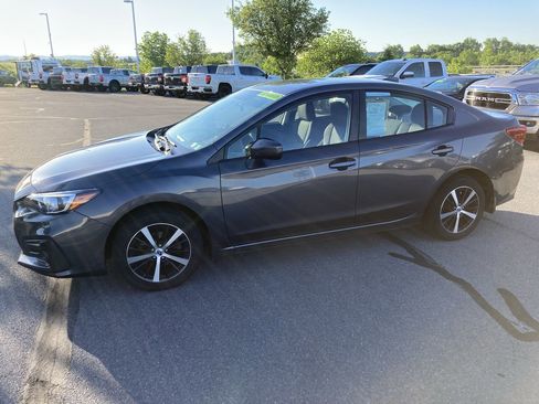 Used 2019 Subaru Impreza 2.0i Premium AWD/4WD image 4
