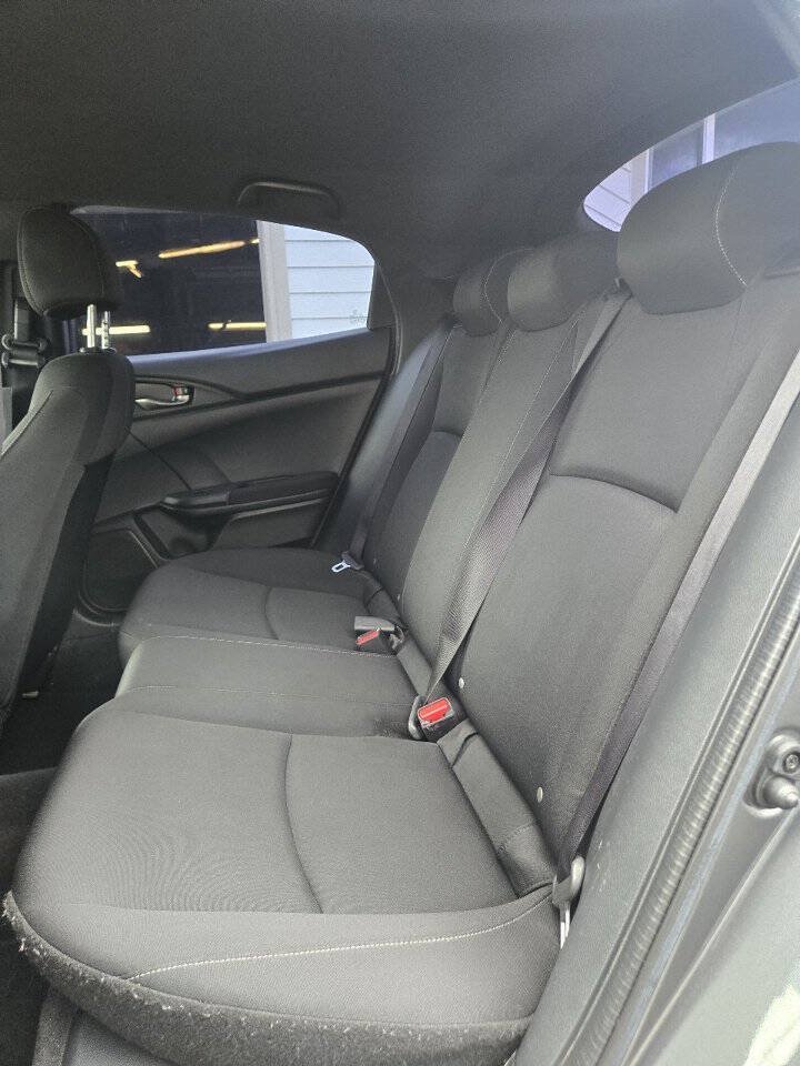 Used 2017 Honda Civic Sport image 7