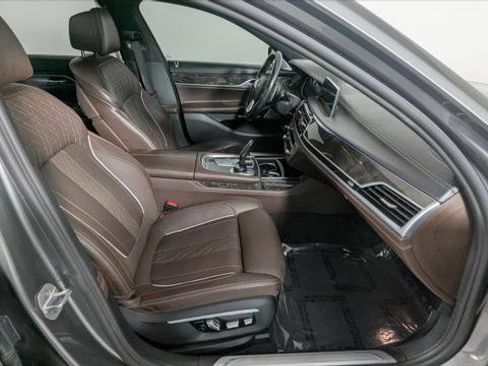 Used 2017 BMW 750i 750I image 24
