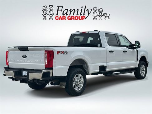 Used 2025 Ford F350 XLT w/ FX4 Off-Road Package image 3