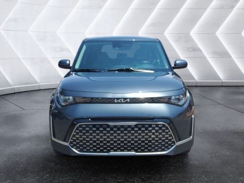 Used 2025 Kia Soul EX FWD image 2