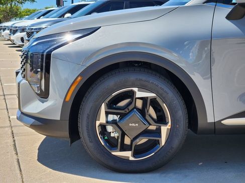 New 2026 Kia Sportage EX w/ EX Panorama Roof Package FWD image 5