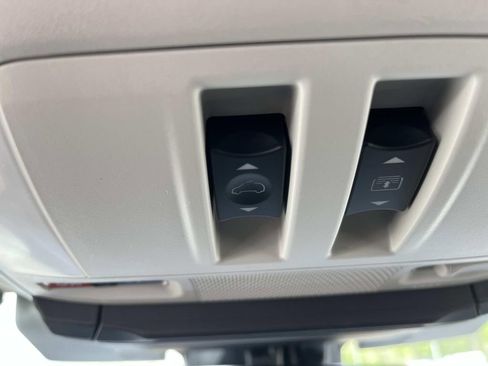 New 2026 Subaru Ascent Limited AWD/4WD image 16