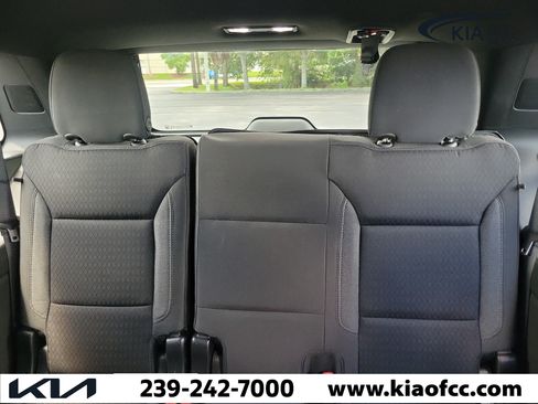 Used 2023 Chevrolet Tahoe LS RWD image 12