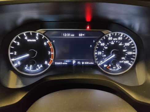 Used 2024 Nissan Rogue S AWD/4WD image 23