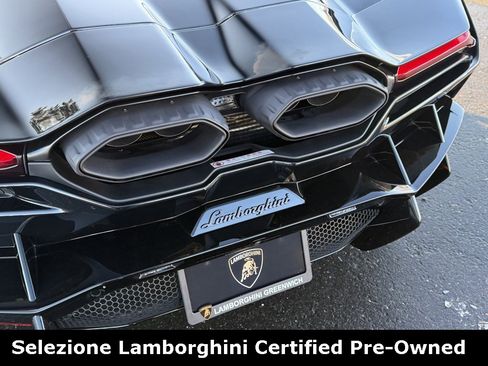 Used 2024 Lamborghini Revuelto image 19