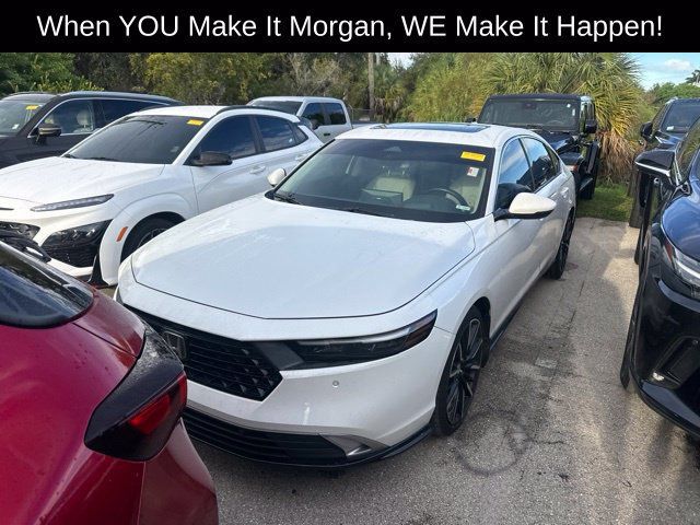 Used 2023 Honda Accord Touring image 6