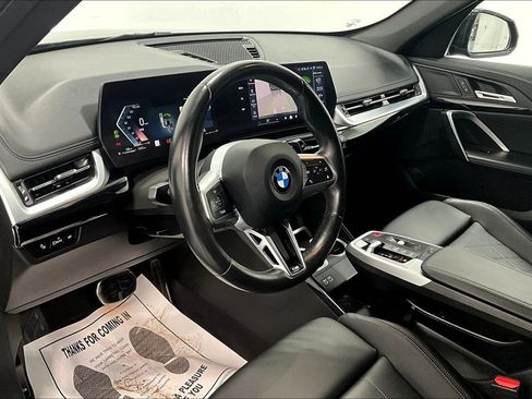 Used 2024 BMW X1 xDrive28i w/ M Sport Package image 16