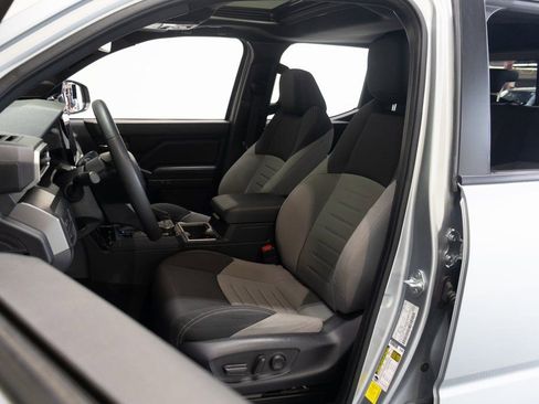 Used 2024 Toyota Tacoma TRD Off-Road w/ TRD Off Road Upgrade Package image 20