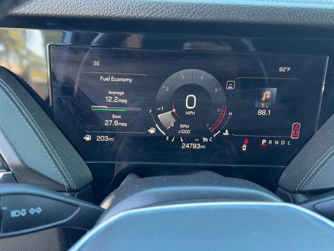 Used 2025 GMC Yukon XL Denali RWD image 15