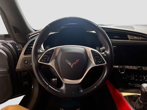 Used 2015 Chevrolet Corvette Stingray Coupe w/ 2LT Preferred Equipment Group image 11