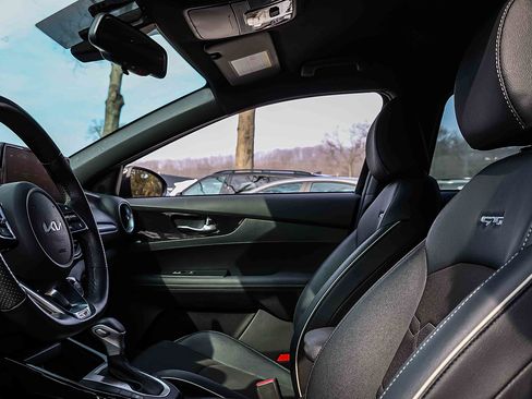 Certified 2023 Kia Forte GT-Line w/ GT-Line Technology Package image 8