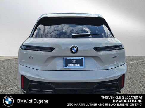 New 2026 BMW iX xDrive45 w/ M Sport Package AWD/4WD image 4